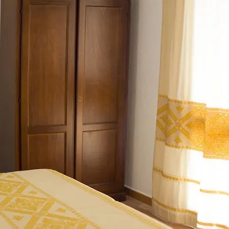 Guest house Affittacamere Arburis